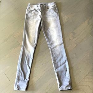 Level 99 mid-rise Liza Skinny Jeans in grey